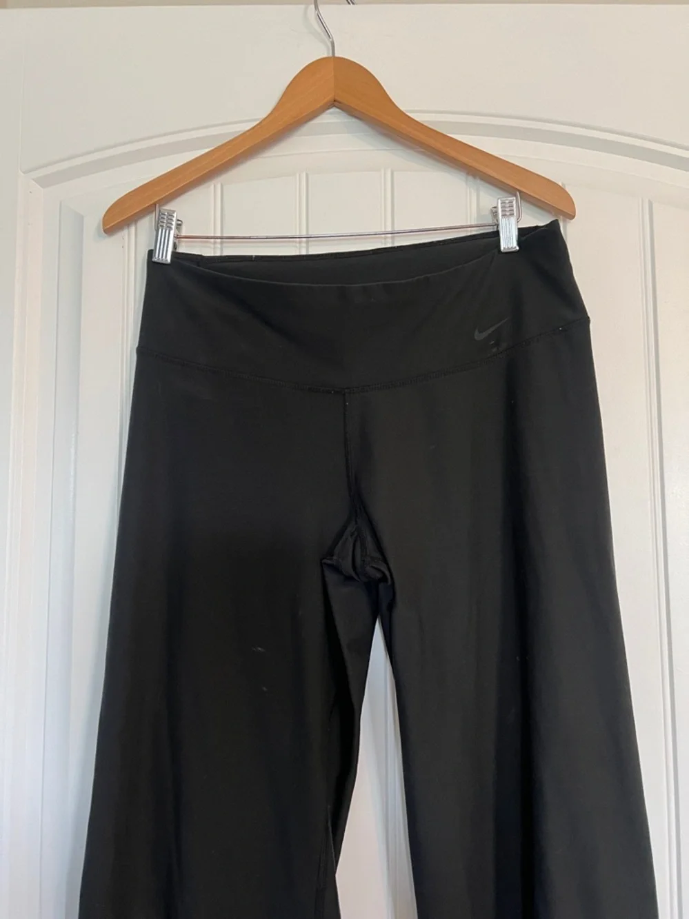 Nike Pull on  Stretch Pants size medium